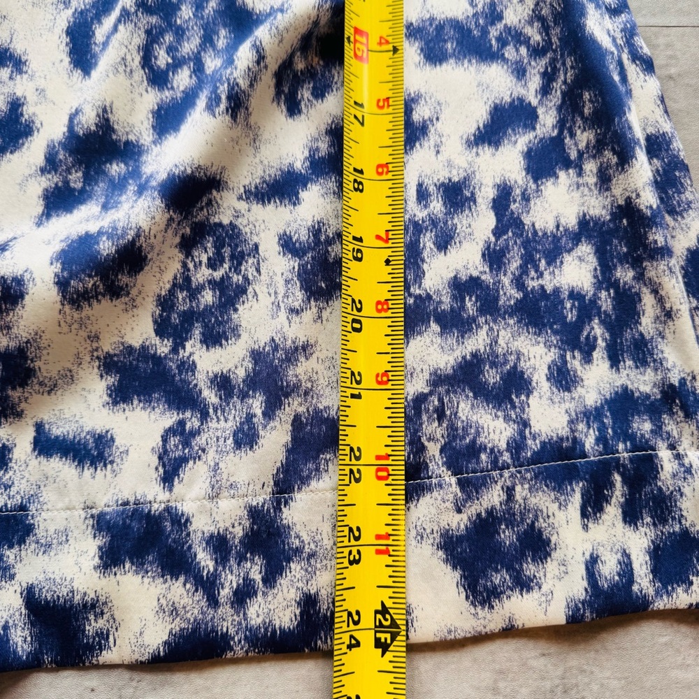 Halogen Silk Sleeveless Blouse Hidden Zipper Periwinkle Blue Purple Size XS - Picture 8 of 8